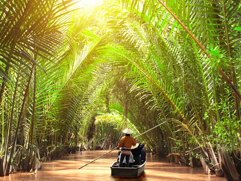 Saigon Airport Limo Tours Discover Mekong Deltra River Tour by boat.